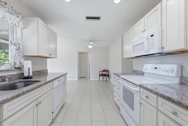 930 W KATHY COURT, Venice, FL 34293