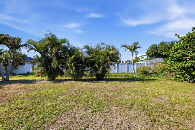 930 W KATHY COURT, Venice, FL 34293
