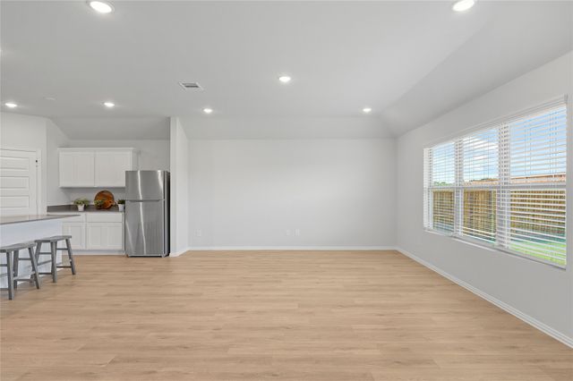 610 Ridgewood Drive, Van Alstyne, TX 75495