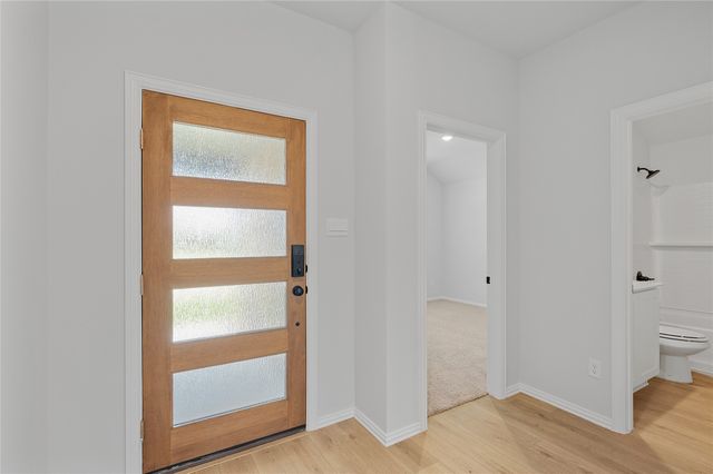 610 Ridgewood Drive, Van Alstyne, TX 75495