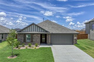 610 Ridgewood Drive, Van Alstyne, TX 75495