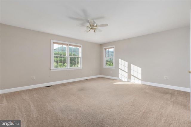 171 DANIEL CT, Strasburg, VA 22657