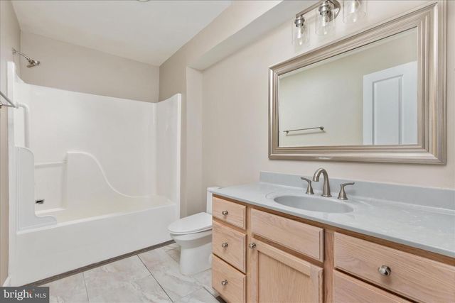 171 DANIEL CT, Strasburg, VA 22657