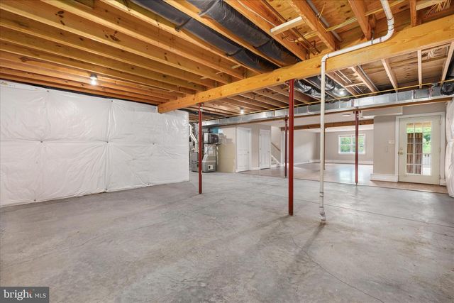 171 DANIEL CT, Strasburg, VA 22657