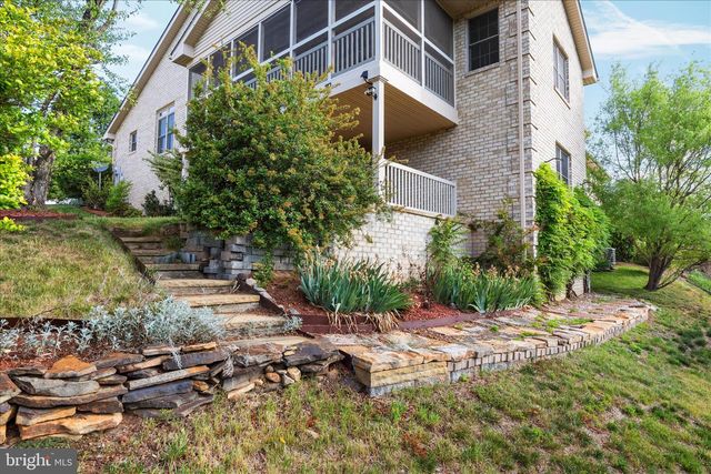 171 DANIEL CT, Strasburg, VA 22657