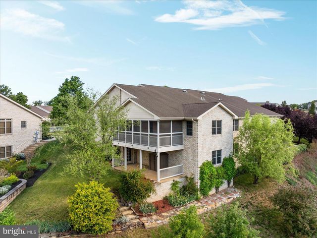 171 DANIEL CT, Strasburg, VA 22657