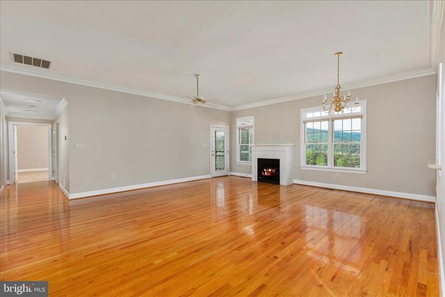 171 DANIEL CT, Strasburg, VA 22657