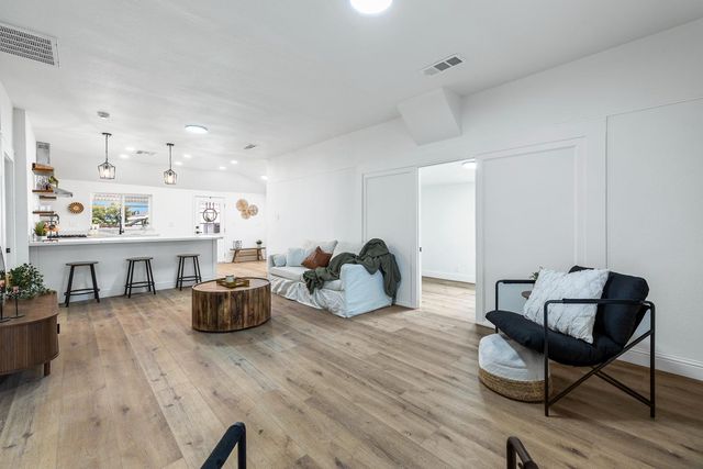 683 E Polk Street, Coalinga, CA 93210