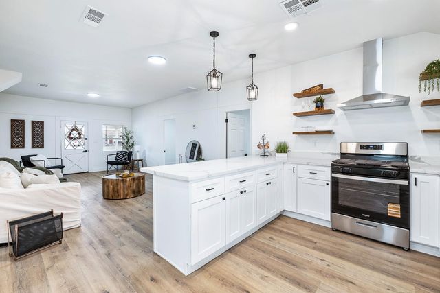 683 E Polk Street, Coalinga, CA 93210