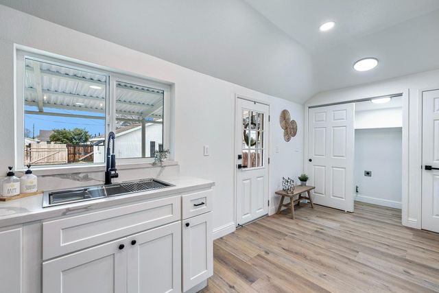 683 E Polk Street, Coalinga, CA 93210