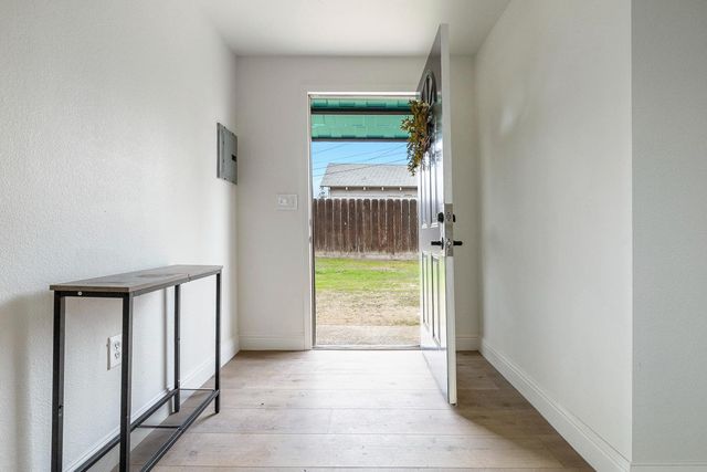 683 E Polk Street, Coalinga, CA 93210