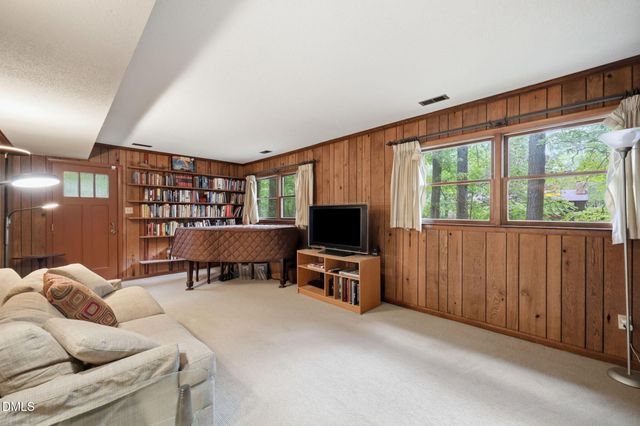 1904 Overland Drive, Chapel Hill, NC 27517
