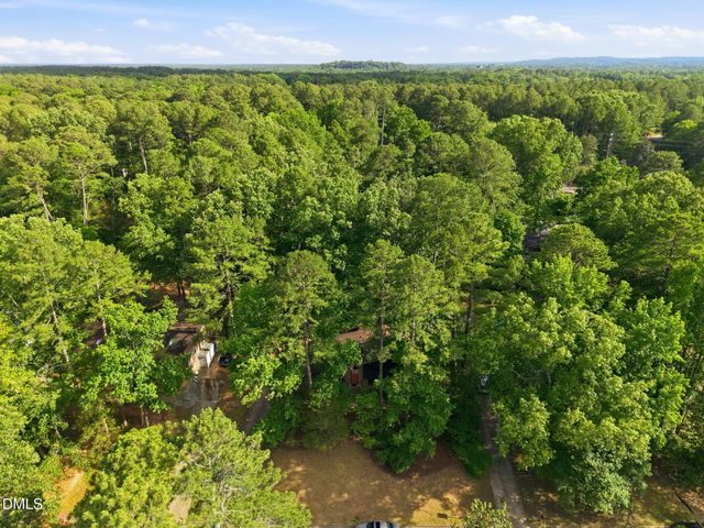 1904 Overland Drive, Chapel Hill, NC 27517