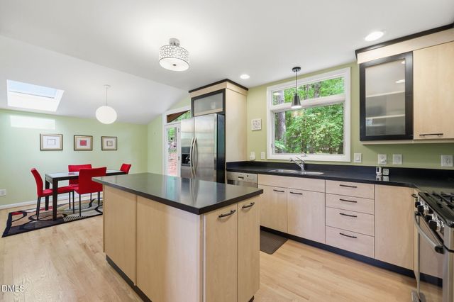 1904 Overland Drive, Chapel Hill, NC 27517