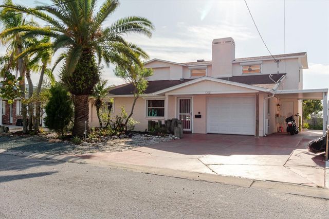 12825 5TH ISLE, Hudson, FL 34667