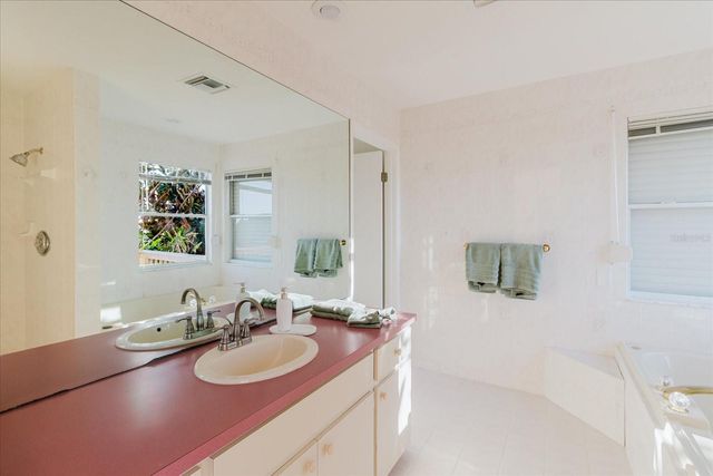 12825 5TH ISLE, Hudson, FL 34667