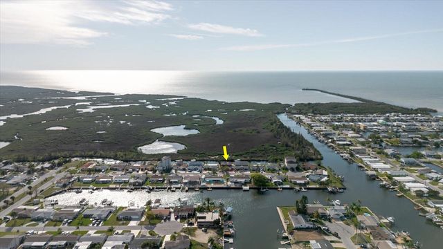 12825 5TH ISLE, Hudson, FL 34667