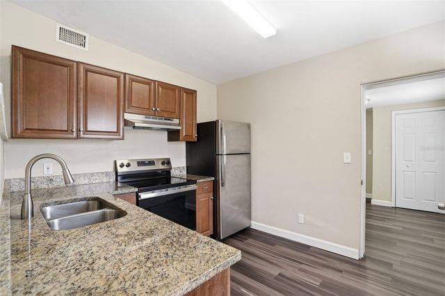 4826 S 8TH AVENUE S, St Petersburg, FL 33711