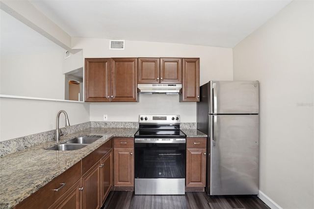 4826 S 8TH AVENUE S, St Petersburg, FL 33711