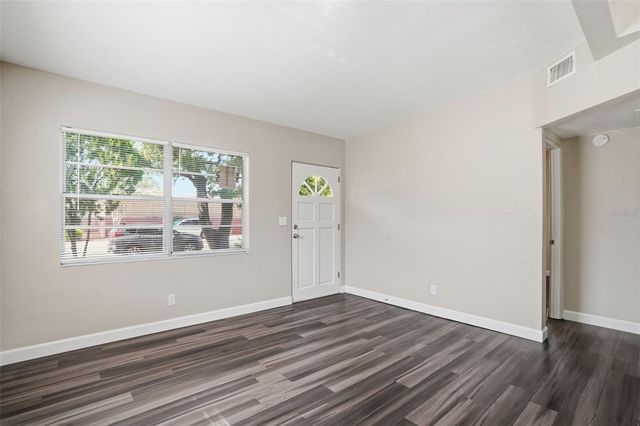 4826 S 8TH AVENUE S, St Petersburg, FL 33711