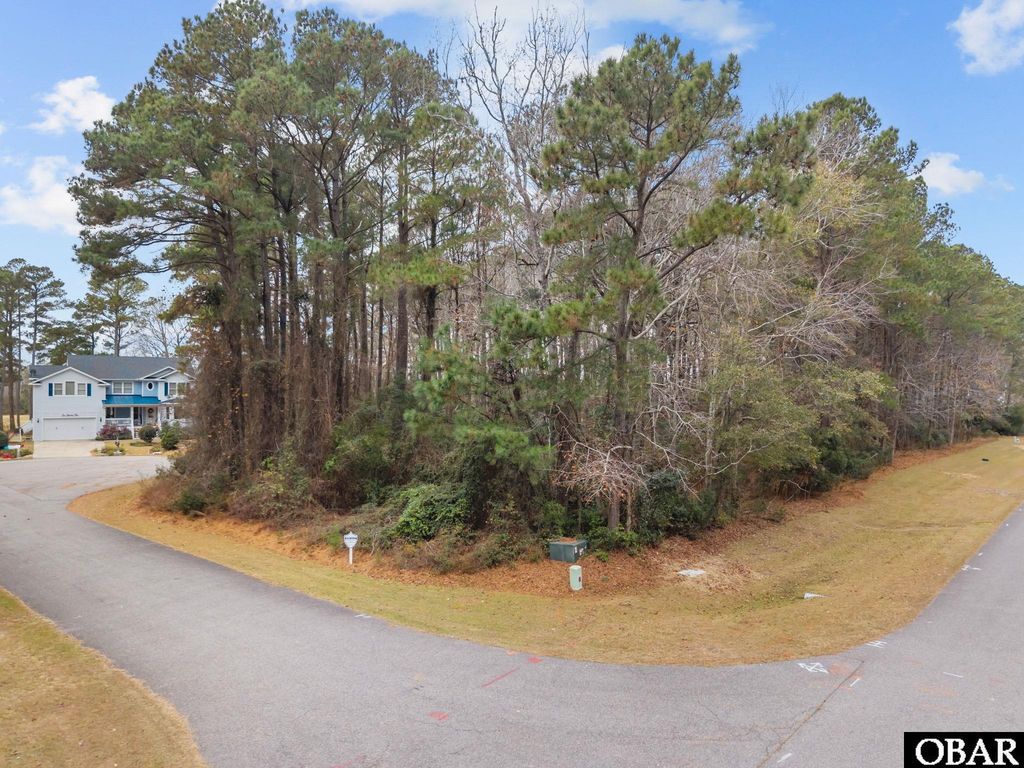 Image 3 of property listing at 100 Sullivans Court lot 49, Powells Point, NC 27966
