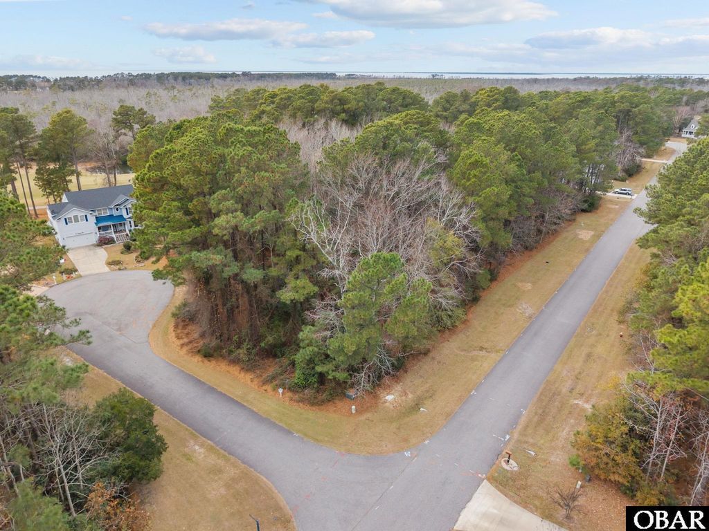 Image 4 of property listing at 100 Sullivans Court lot 49, Powells Point, NC 27966