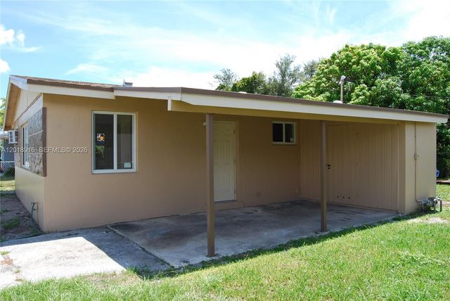 3020 NW 71st St, Miami, FL 33147