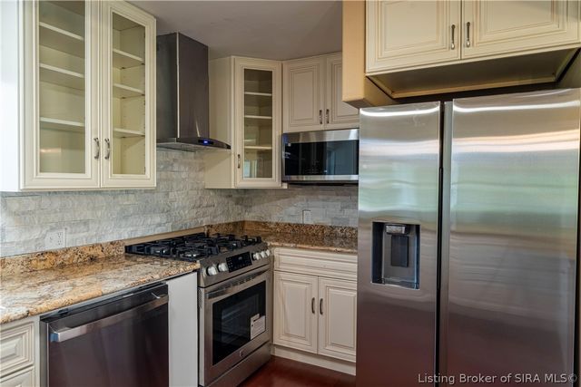 1609 Crestview Drive, New Albany, IN 47150