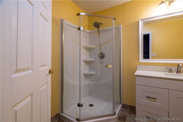 1609 Crestview Drive, New Albany, IN 47150