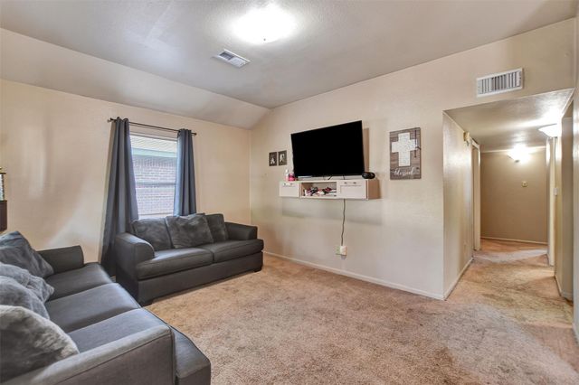 1920 6th Street, Hempstead, TX 77445