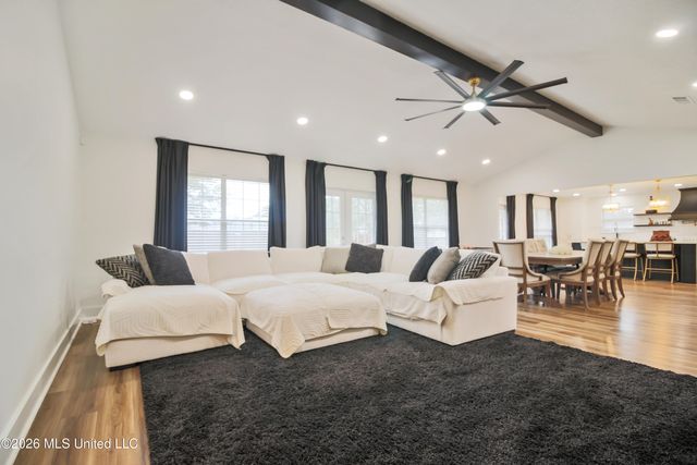 15002 E Shadow Creek Drive, Biloxi, MS 39532