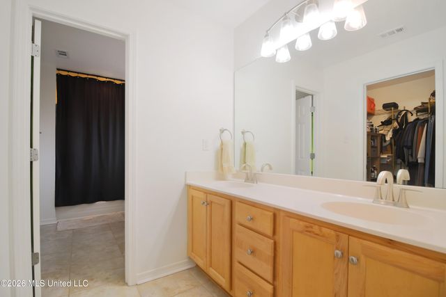 15002 E Shadow Creek Drive, Biloxi, MS 39532