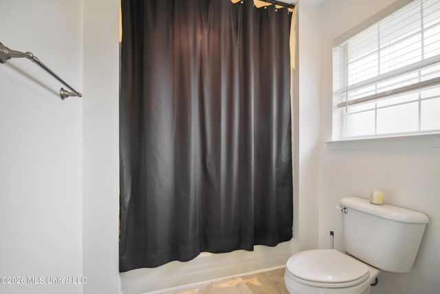 15002 E Shadow Creek Drive, Biloxi, MS 39532