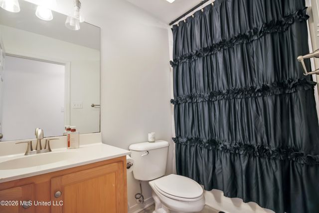 15002 E Shadow Creek Drive, Biloxi, MS 39532