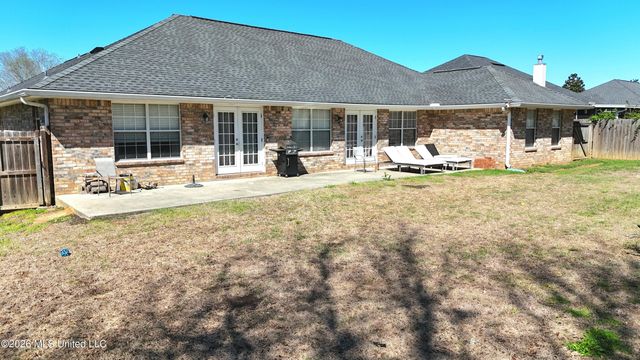 15002 E Shadow Creek Drive, Biloxi, MS 39532