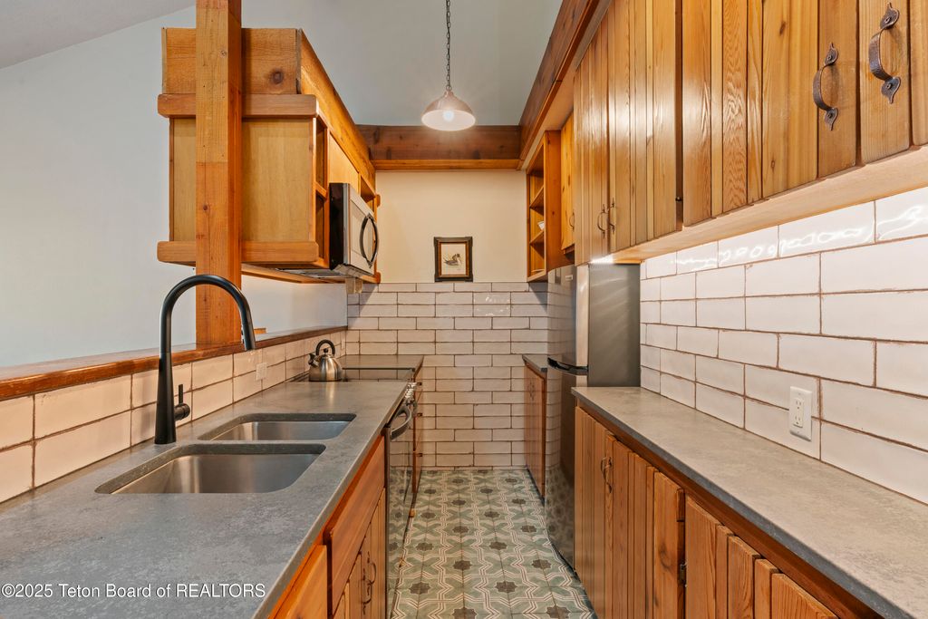 4420 BERRY DRIVE 3823, Wilson, WY 83014 photo 9