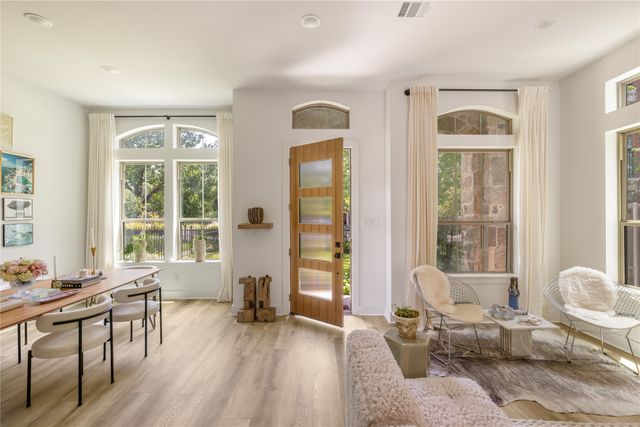 3702 Red Leaf Lane, Dallas, TX 75209