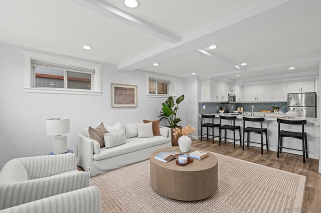 942 Rosecrans St, San Diego, CA 92106