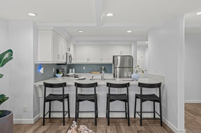942 Rosecrans St, San Diego, CA 92106