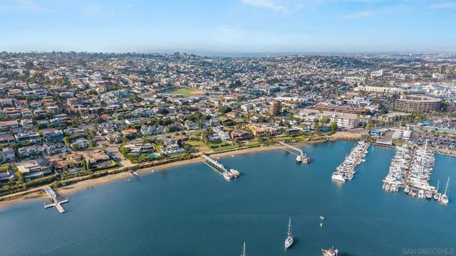 942 Rosecrans St, San Diego, CA 92106