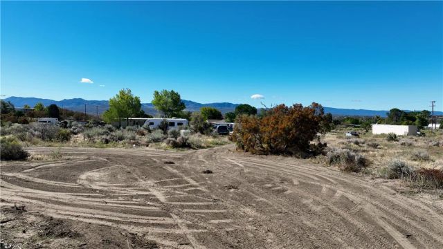 3 Lanik Ln, Anza, CA 92539