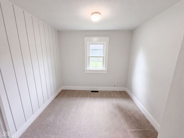 541 E Main Street, Jamestown, IN 46147
