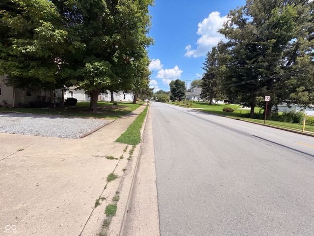 541 E Main Street, Jamestown, IN 46147
