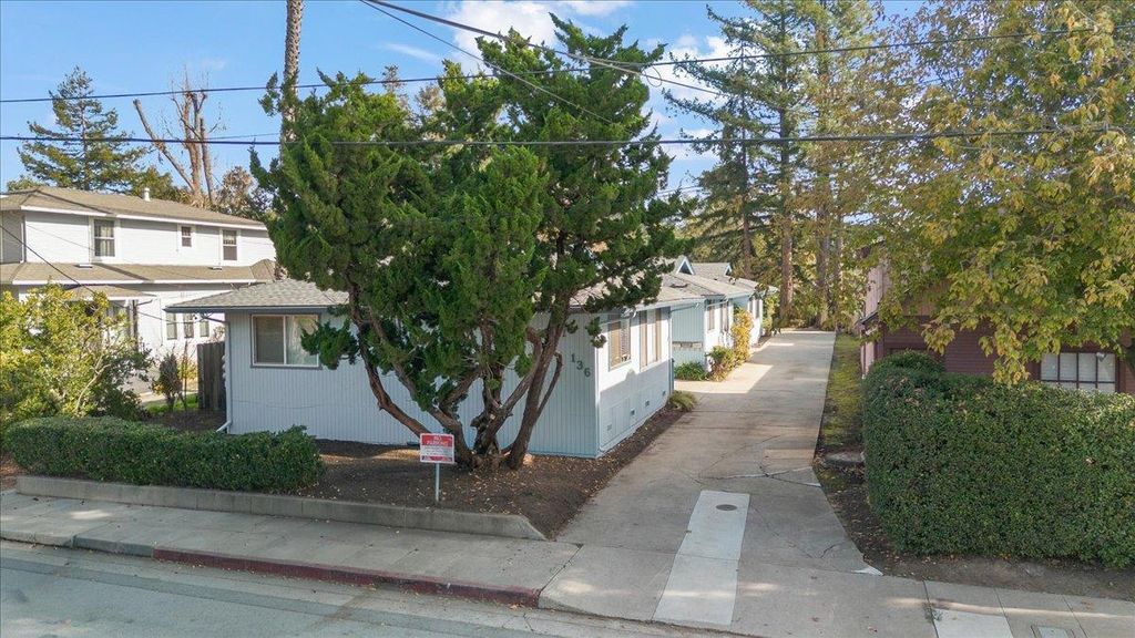 136 Market Street, Santa Cruz, CA 95062