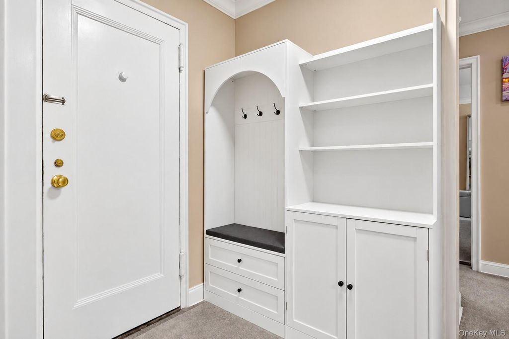 9 Sentry Place 2C, Scarsdale, NY 10583 — exterior