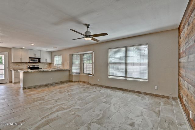 5813 E MARCONI Avenue, Scottsdale, AZ 85254