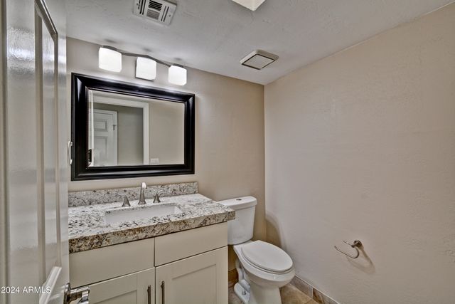 5813 E MARCONI Avenue, Scottsdale, AZ 85254