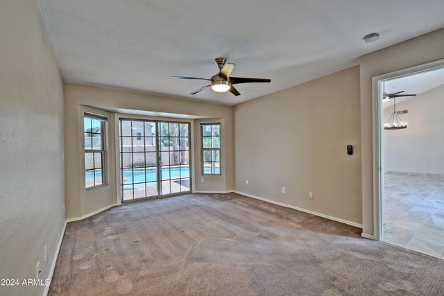 5813 E MARCONI Avenue, Scottsdale, AZ 85254