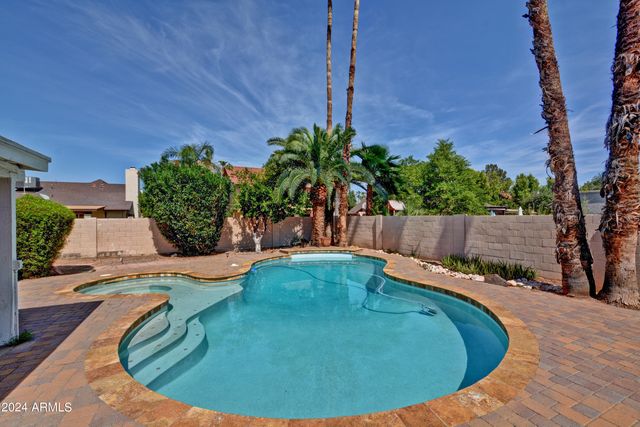 5813 E MARCONI Avenue, Scottsdale, AZ 85254