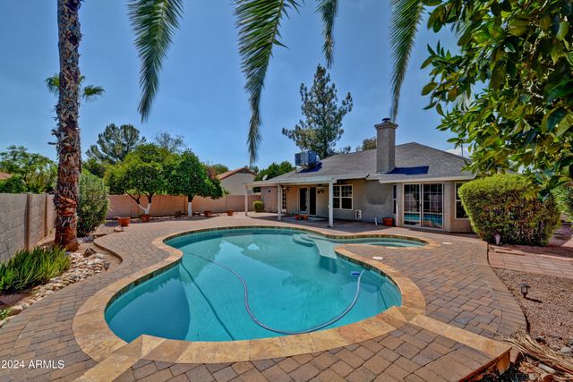 5813 E MARCONI Avenue, Scottsdale, AZ 85254